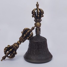 Campana mantra buddista - om,
