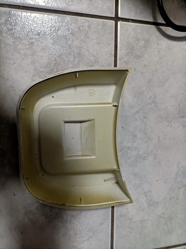 Contenitore sgocciolatoio