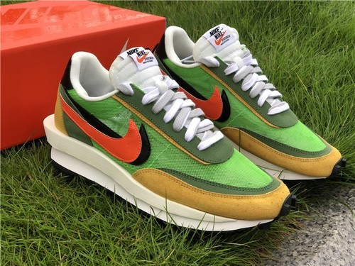 Nike waffle sacai - x, green