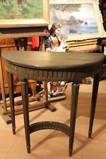 Tavolo semicircolare