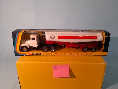 Corgi 1152 mack truck with - 1152,