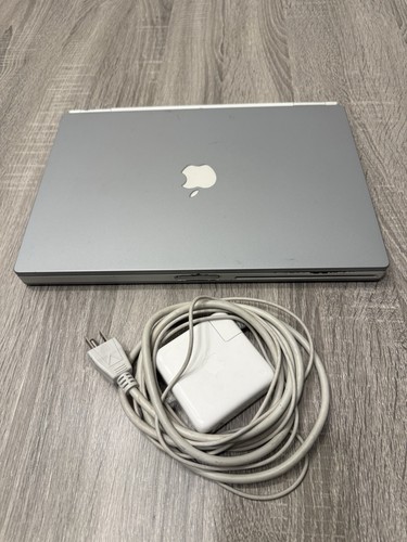 Apple powerbook titanium - apple,