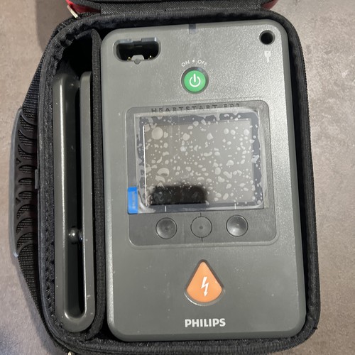 Defibrillatore semiautomatico - defibrillatore,