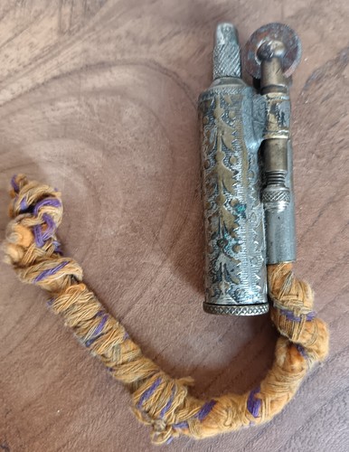 Ancien joli briquet amadou - joli, à