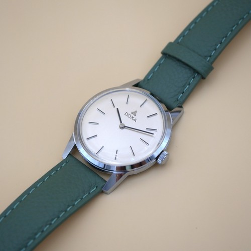 Montre doxa mécanique vintage - montre,