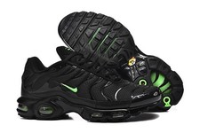 Nike Air Max Plus Men's Black Fluorescent Green