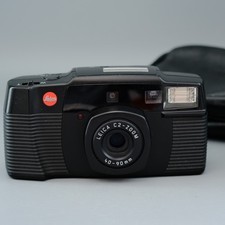 macchina fotografica punta e