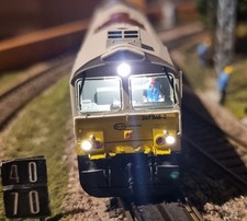 ESU CLASS 77 DIGITAL SOUND LOCO H0 CON SMOKE DC/AC