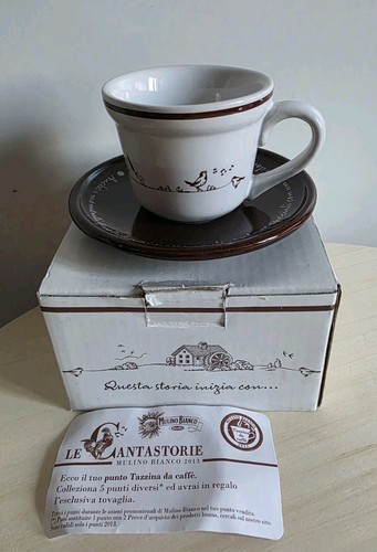 Tazzina caffè con - tazzina, piattino