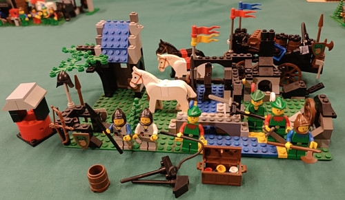 Lego vintage forestmen castle