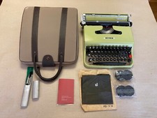 Macchina da scrivere Olivetti