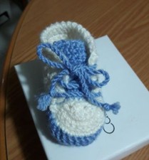 scarpe in lana per neonato