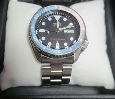 Orologio Seiko SKX009 Navy Boy Stile Vintage Automatico 41mm Argento Blu Rosso 17cm