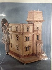 Rara casa delle bambole