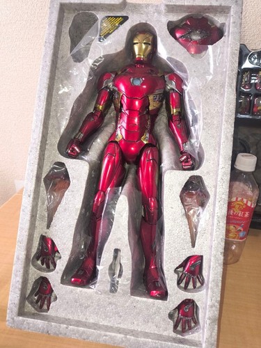 Hot toys iron man 582860 - hot,