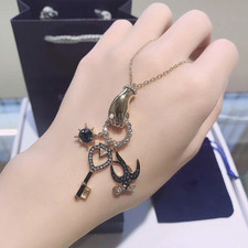 Collana chiave rondine nera