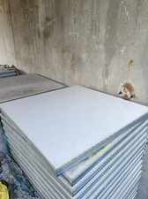 Pavimento flottante/sopraelevato marmo di Carrara (10mm di marmo)