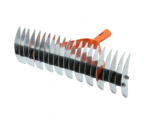 Rastrello aeratore per orto