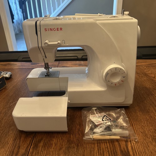 Singer 1507 sewing machine - singer,