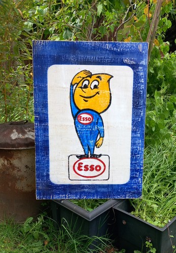 Rustic painted garage esso - painted,