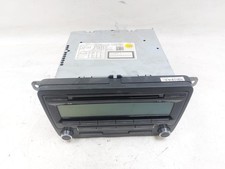 1K0035186AA radio pour VOLKSWAGEN TOURAN (1T3) 1.6D KW77 CAY 2010 K4730-158591