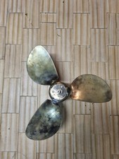 Elica abbattibile tripala Flexofold 1813 L per saildrive