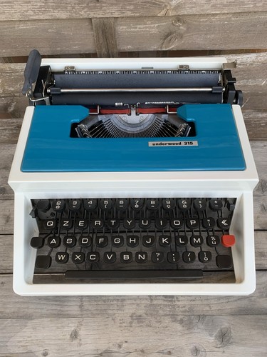 Macchina scrivere underwood - da,