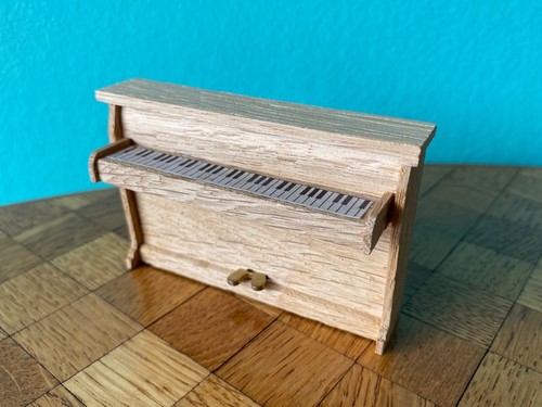 Pianoforte lisa casa - pianoforte,