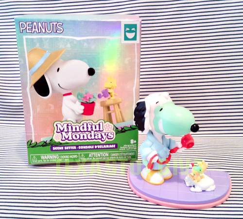 Peanuts snoopy woodstock - peanuts,