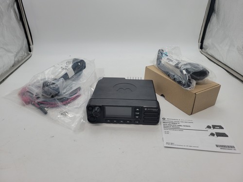 Motorola xpr5550e uhf 403 - uhf, 403-470