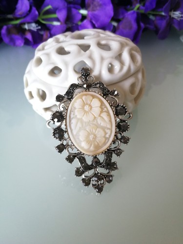 Spilla antica con cammeo - spilla,