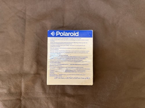 Polaroid type 600 colour - type,