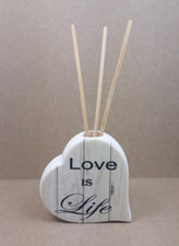Profumatore cuore con scritta Love Is Life materiale resina 7 cm