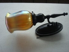 APPLIQUE DA PARETE STILE TIFFANY CON PARALUME IN VETRO ARTISTICO FAVRILE