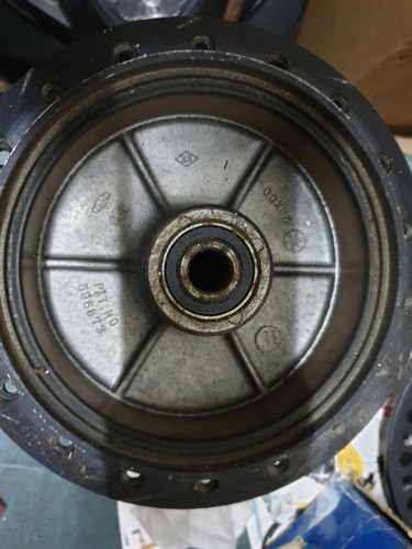 Mozzo anteriore yamaha 125 - yamaha,