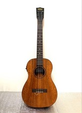 Ukulele baritono KALA