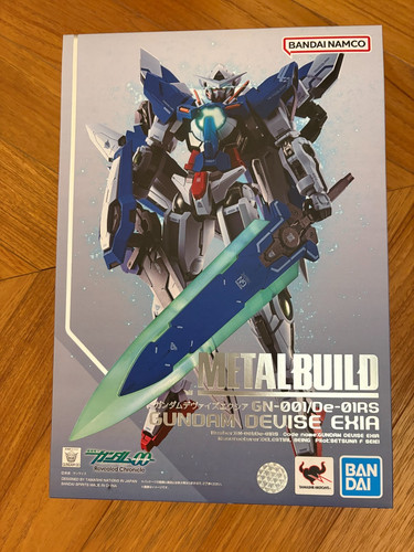 Bandai metal build gundam - metal,
