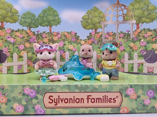 Sylvanian families pool - families,