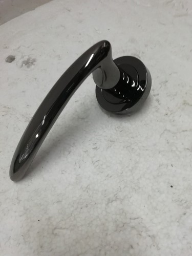 Maniglia per porte alta - per,