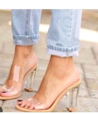 ZARA VINYL HEELED SANDALS SIZE