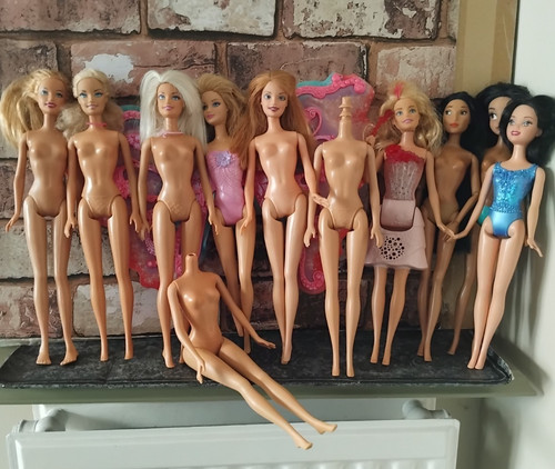 Pacchetto barbie danneggiato - pacchetto,