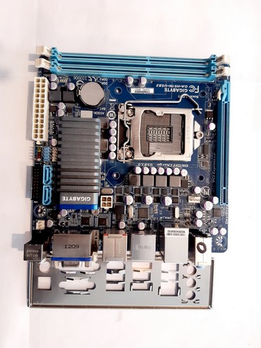 Carte mere gigabyte - carte,