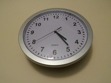 OROLOGIO NASCONDIGLIO SEGRETO PORTAVALORI IMBOSCO PER OGGETTI O DANARO