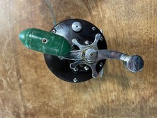 Vintage PENN Peer 209