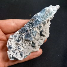 R03 - Cristalli di fluorite verde-blu traslucidi + quarzo (Mongolia interna, Cina)