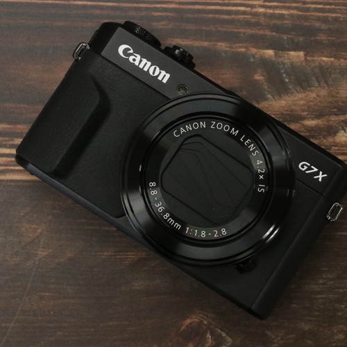 Fotocamera digitale compatta