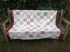 Copriletto trapuntato