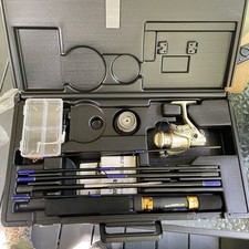 Daiwa Executive Travel Pack 6 Pezzi Asta e Regal-Z 2505ST Mulinello Combo - Nuovo mai usato