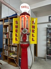 Distributore, pompa benzina vintage