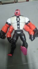 2243NN-Action Figure Ben 10